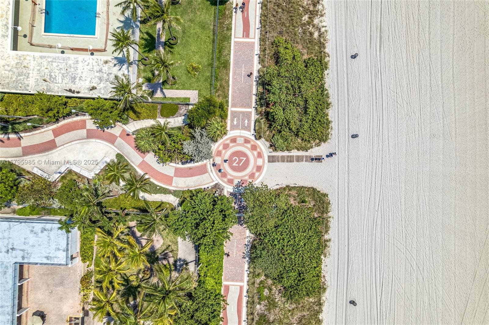 A11795985 — Miami Beach — 38