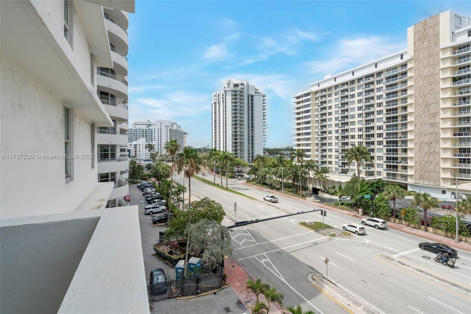 A11797239 — Miami Beach — 6