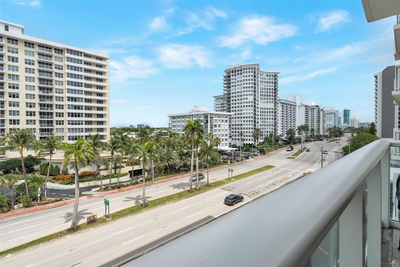 A11797239 — Miami Beach — 3