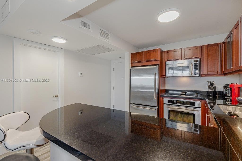A11797869 — Miami Beach — 26