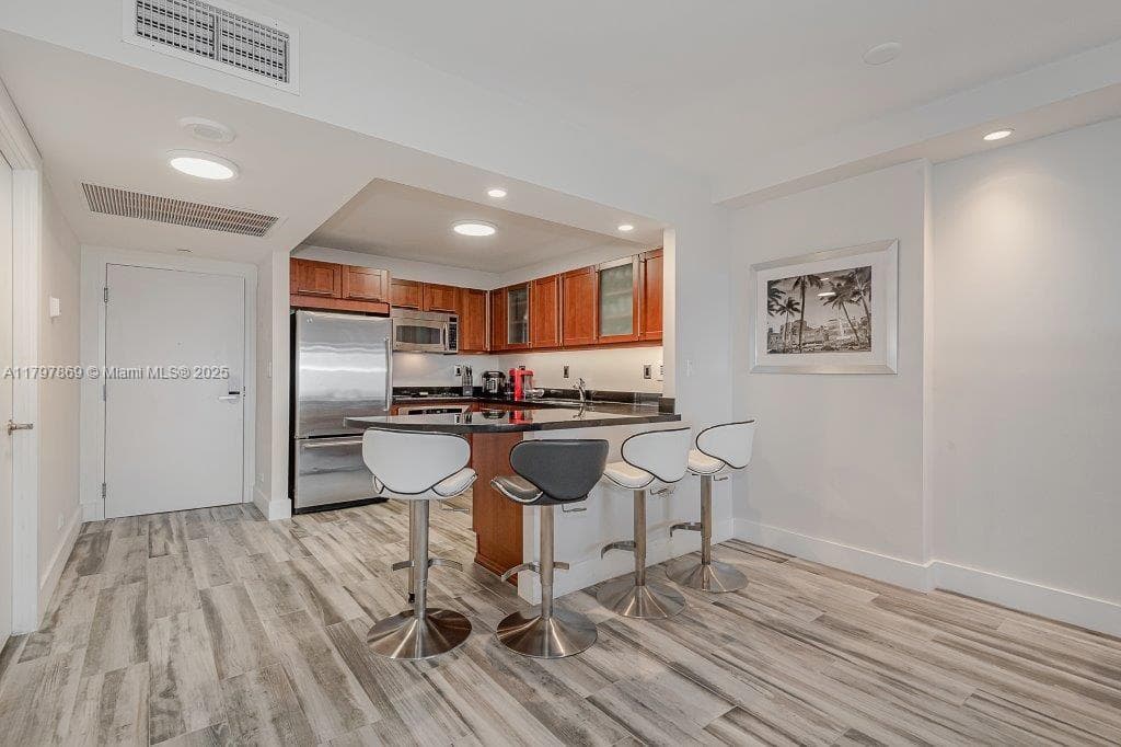 A11797869 — Miami Beach — 22