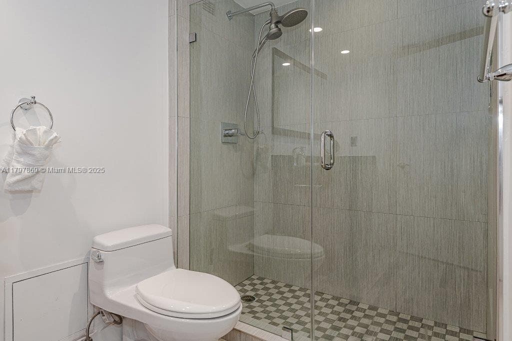 A11797869 — Miami Beach — 28