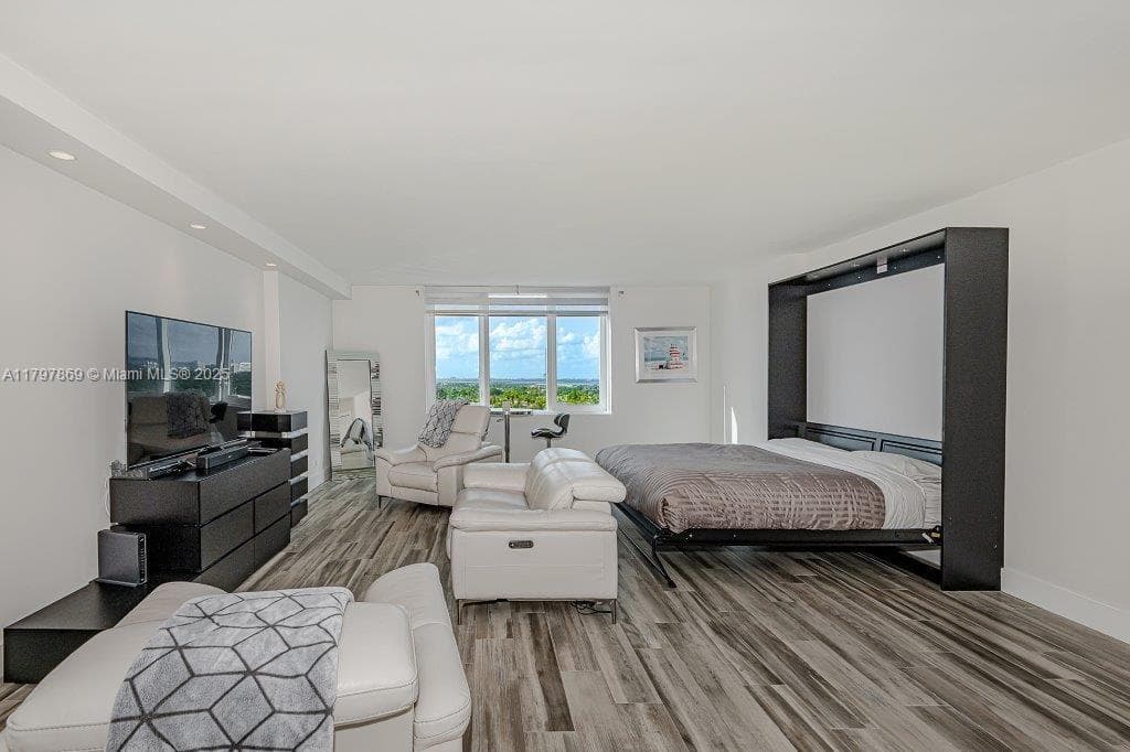A11797869 — Miami Beach — 5