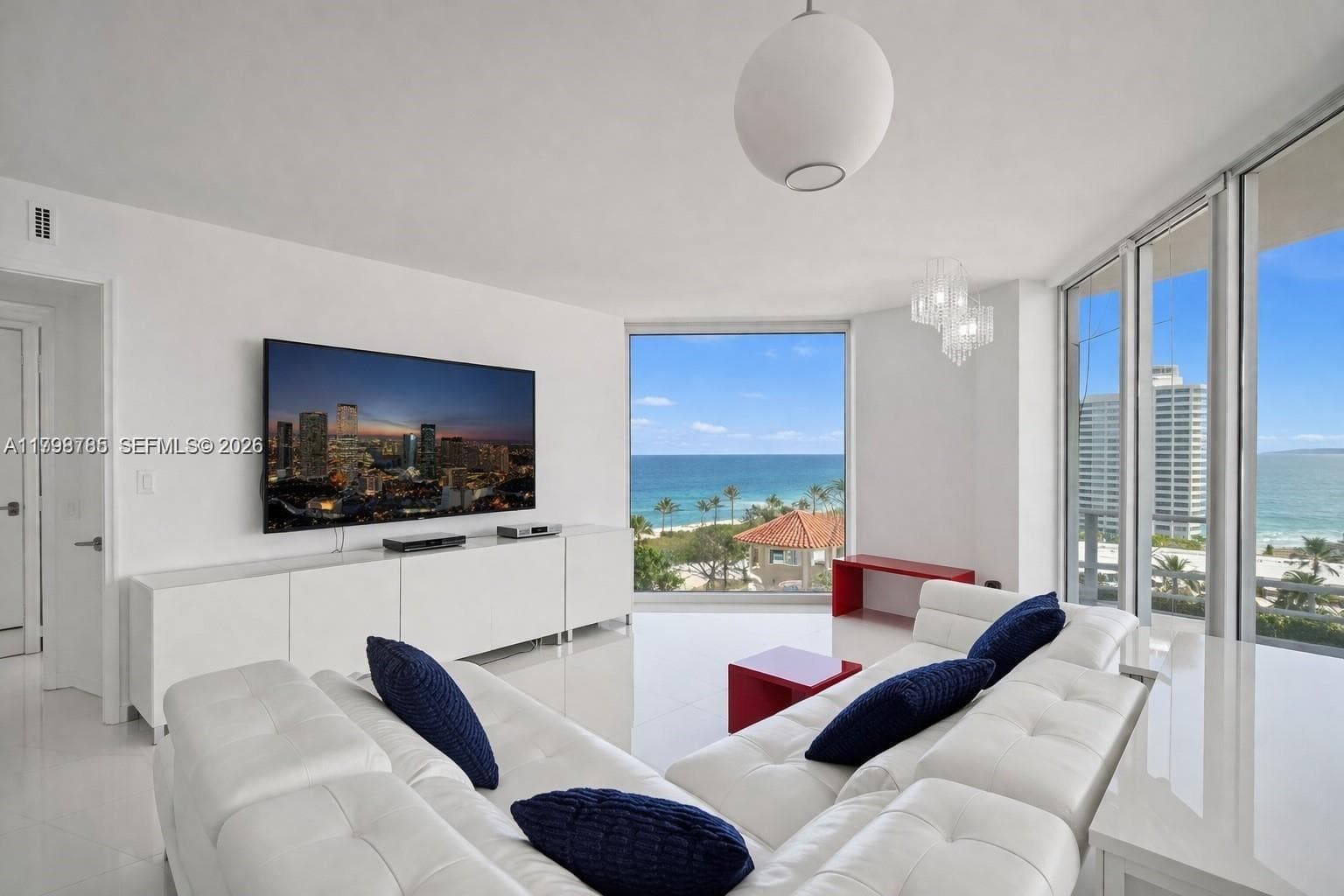 A11798785 — Miami Beach — 2