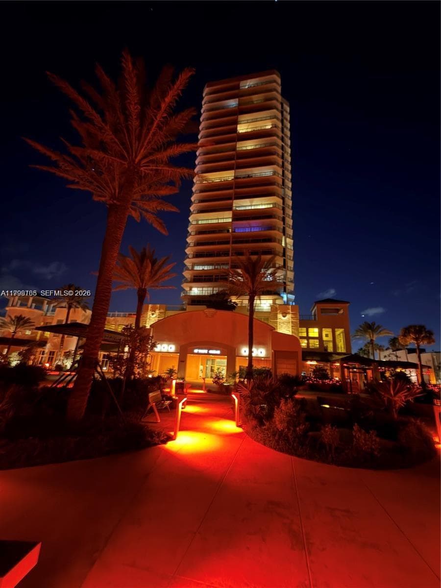 A11798785 — Miami Beach — 46
