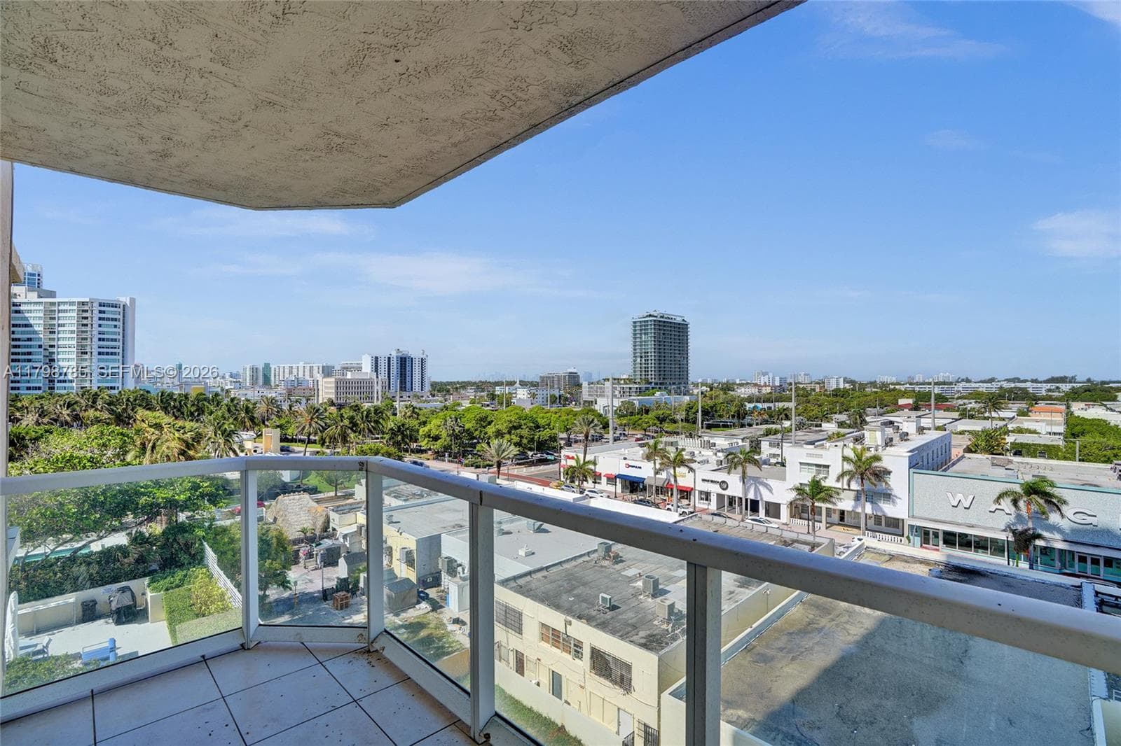 A11798785 — Miami Beach — 32