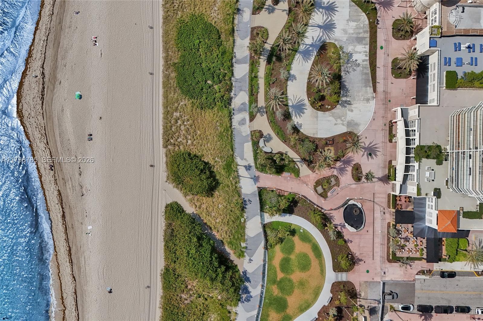 A11798785 — Miami Beach — 35