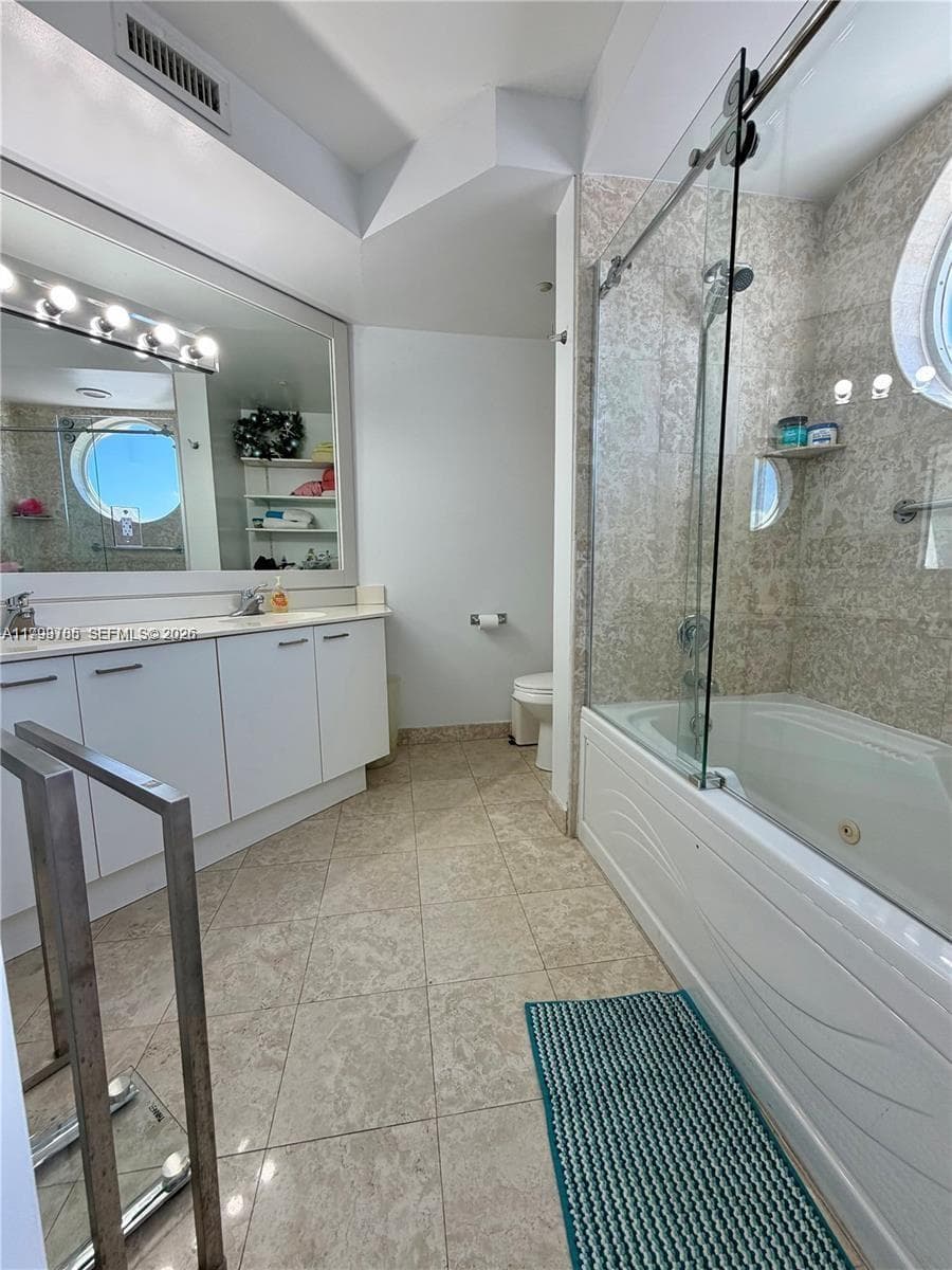 A11798785 — Miami Beach — 8