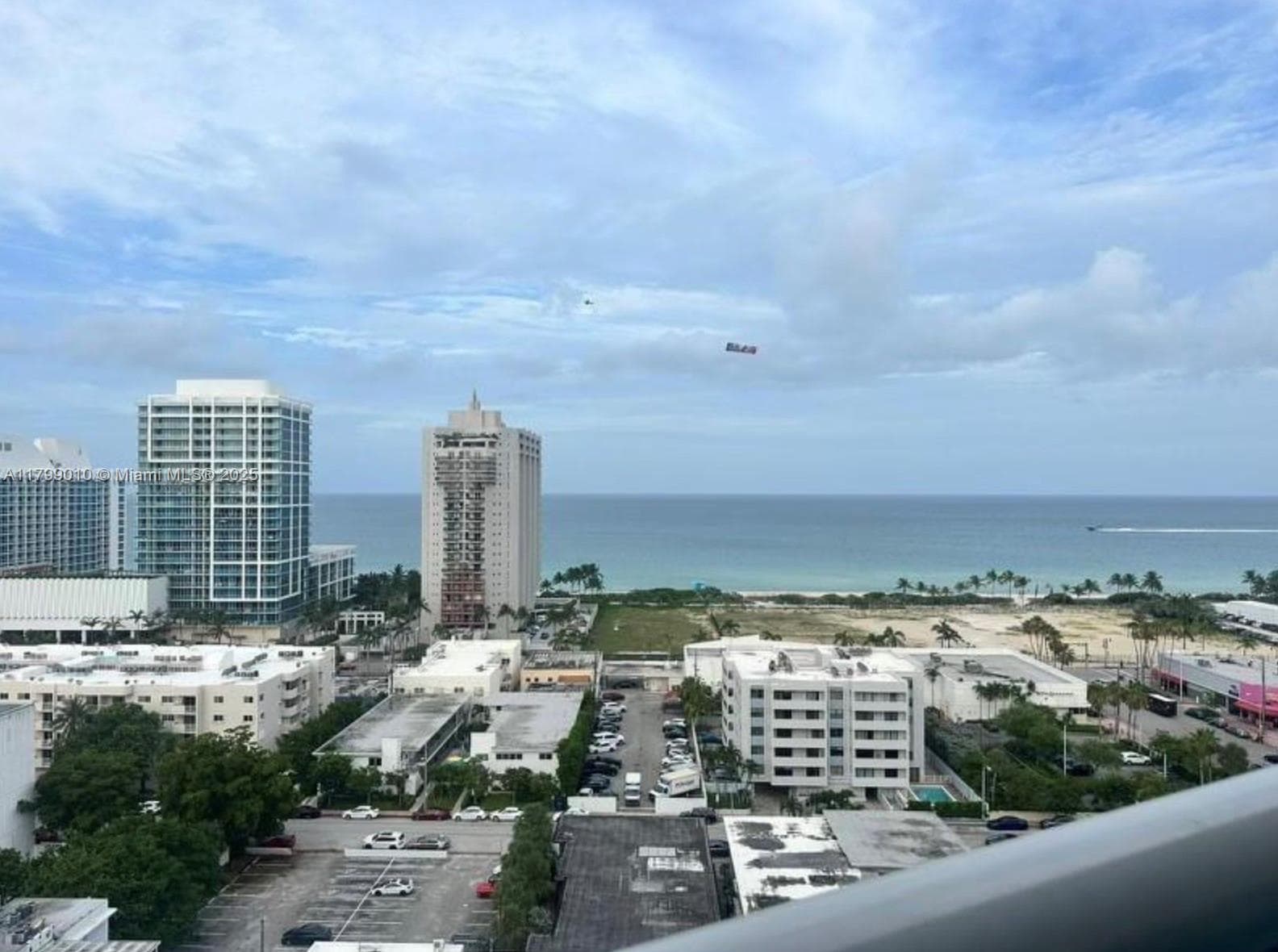 A11799010 — Miami Beach — 11