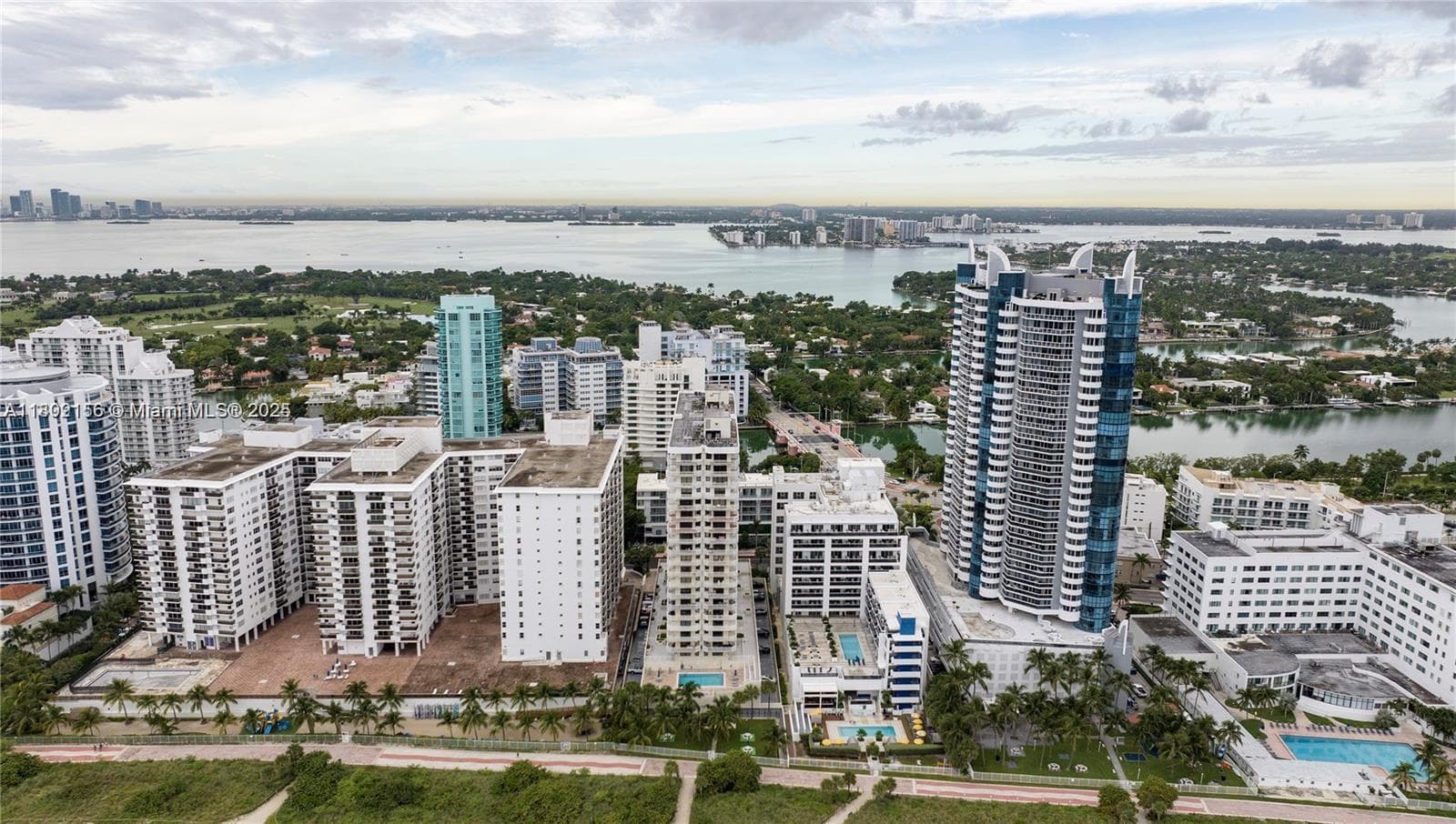 A11802156 — Miami Beach — 38