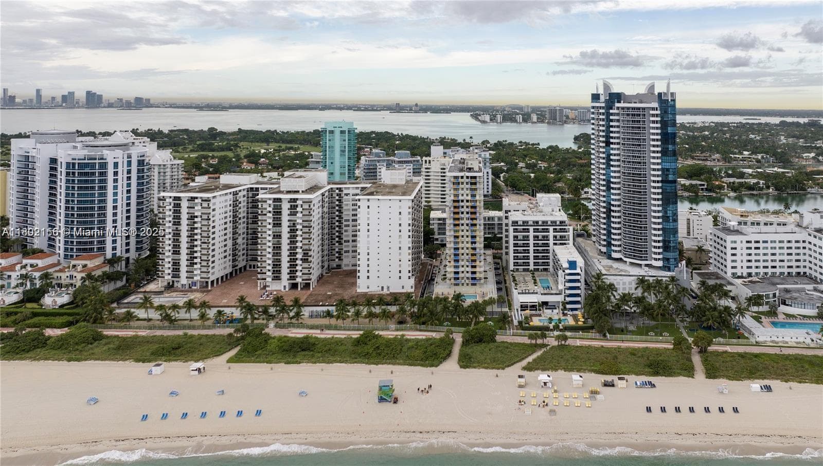 A11802156 — Miami Beach — 37