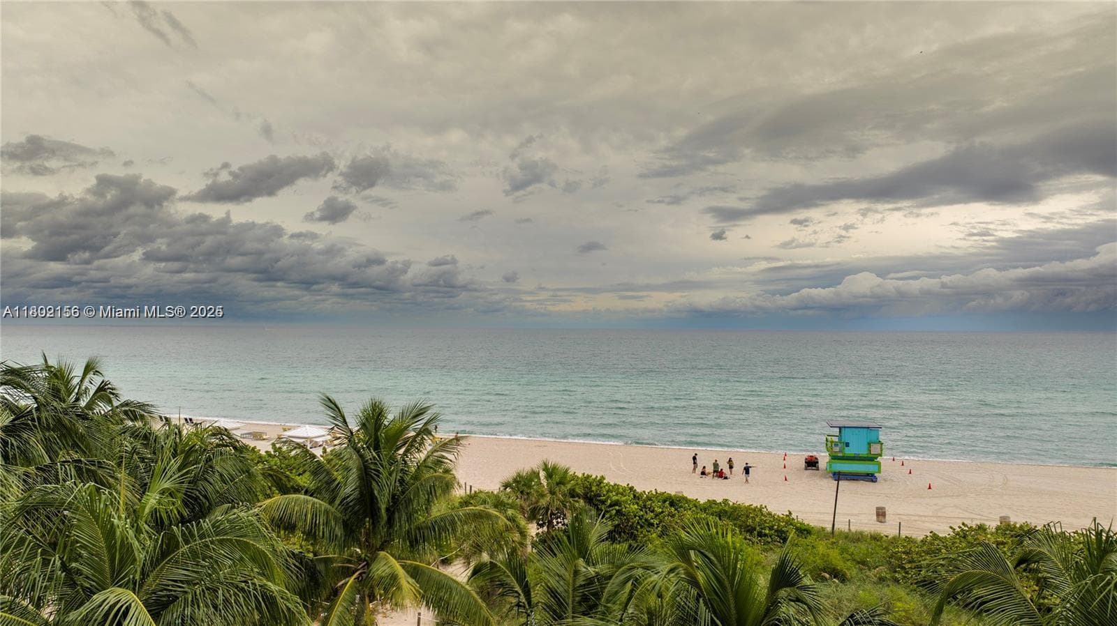 A11802156 — Miami Beach — 35
