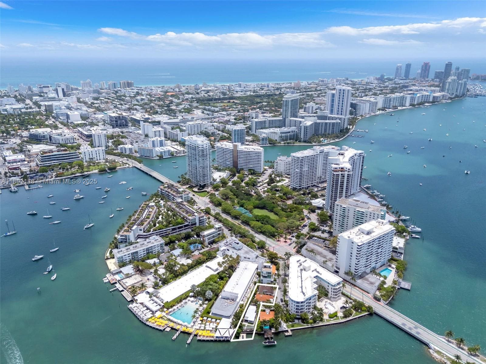 A11803118 — Miami Beach — 6