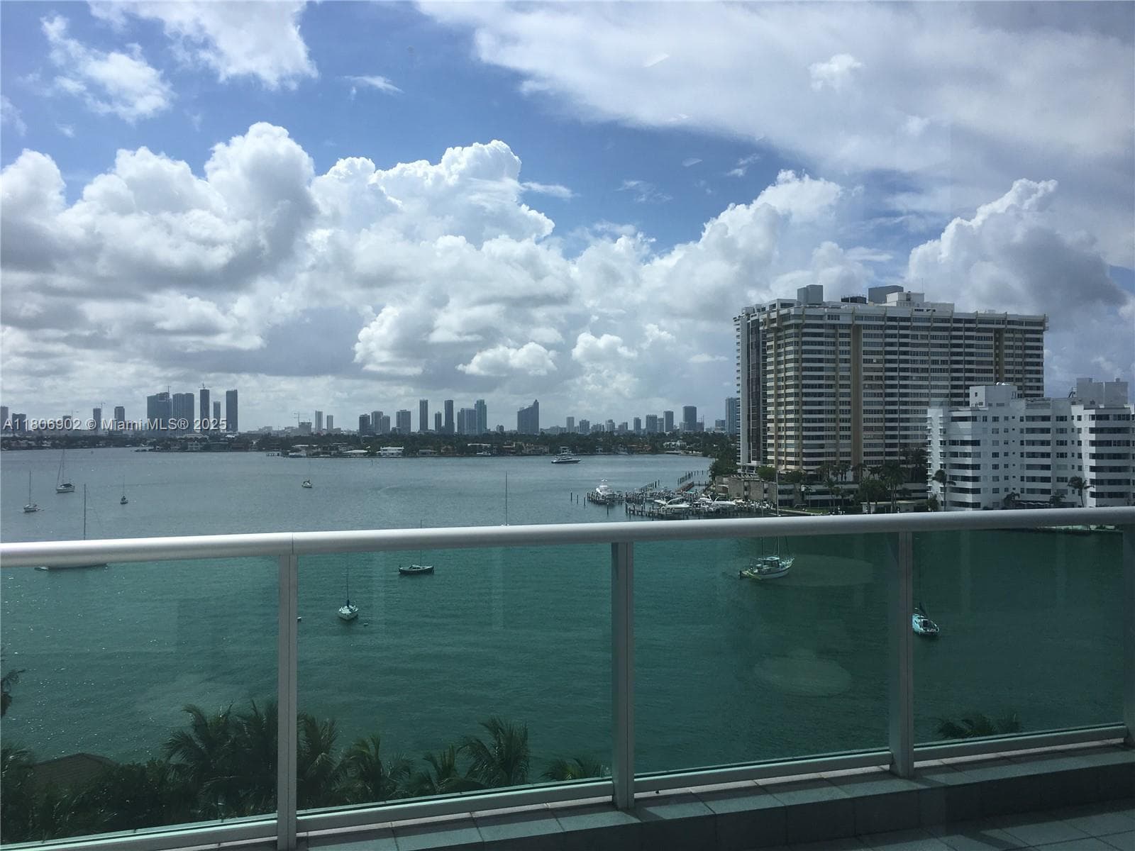 A11806902 — Miami Beach — 45