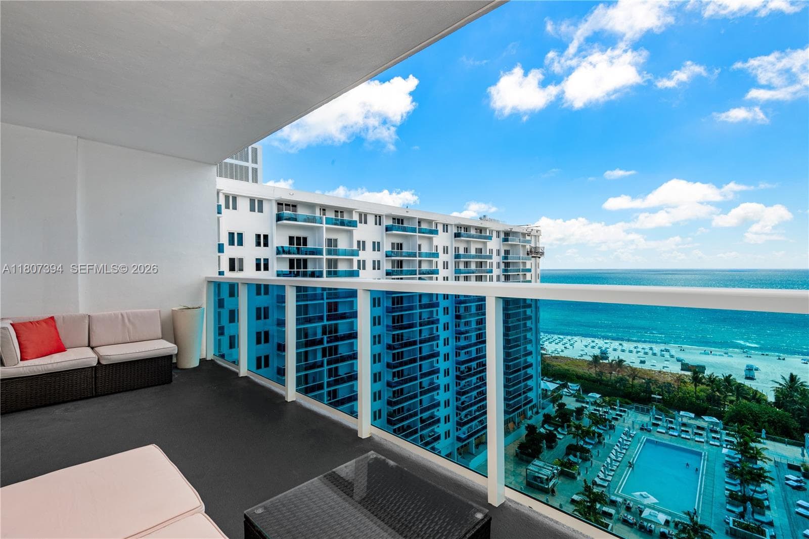 A11807394 — Miami Beach — 31