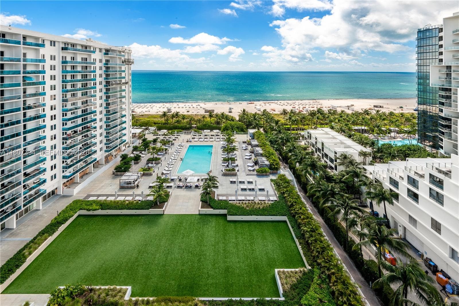 A11807394 — Miami Beach