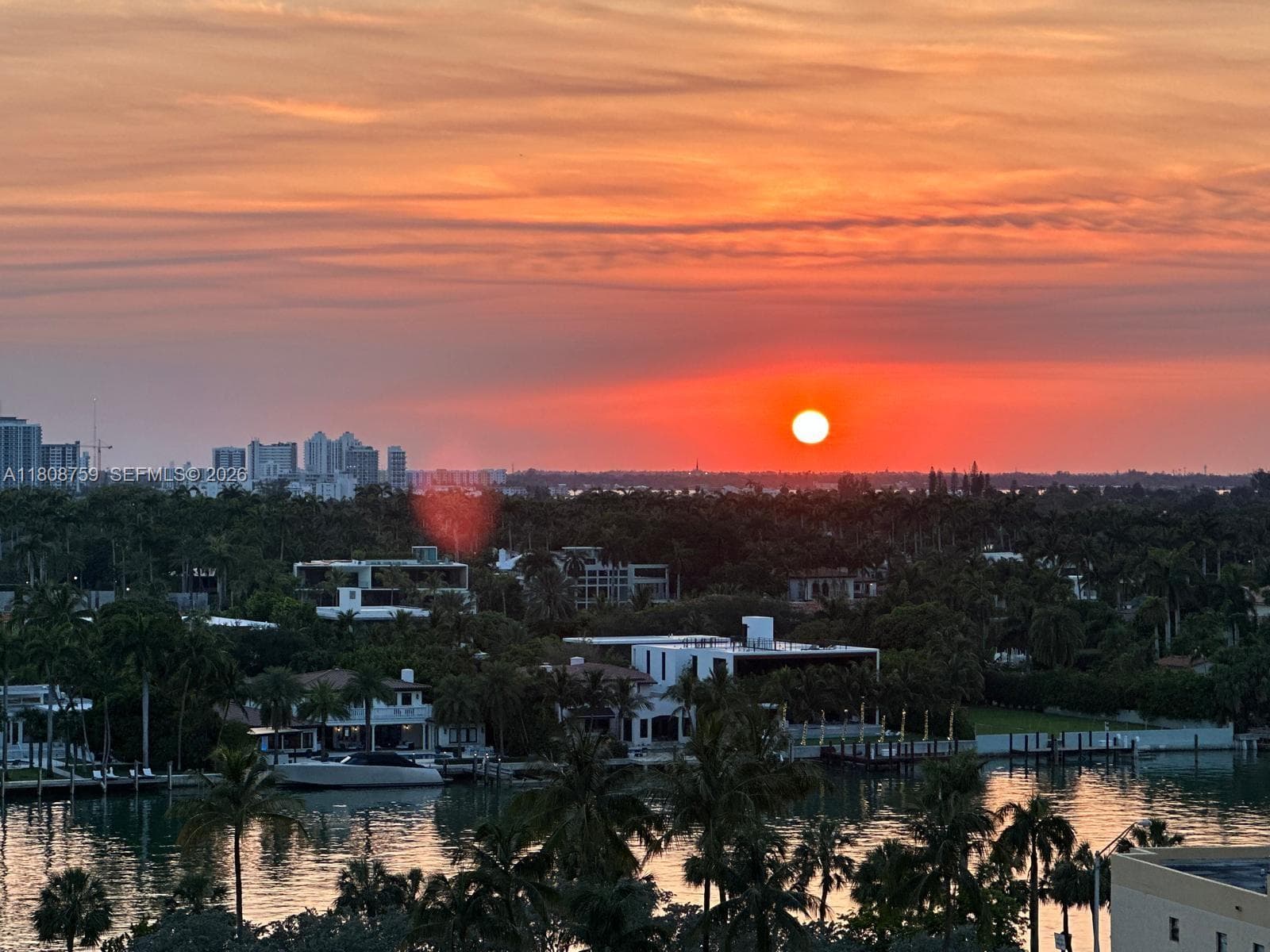 A11808759 — Miami Beach — 20