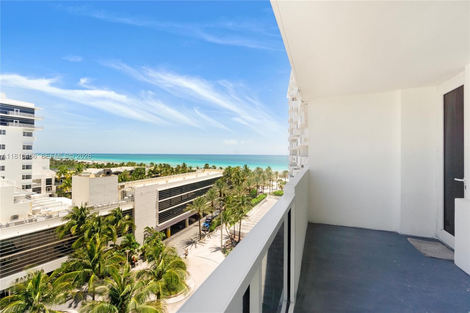 A11810466 — Miami Beach