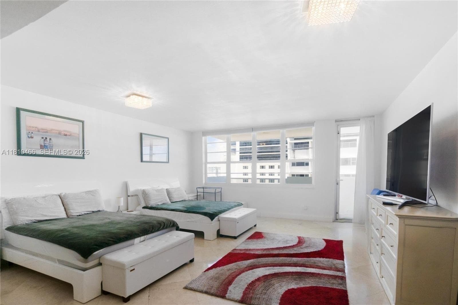 A11810466 — Miami Beach — 4