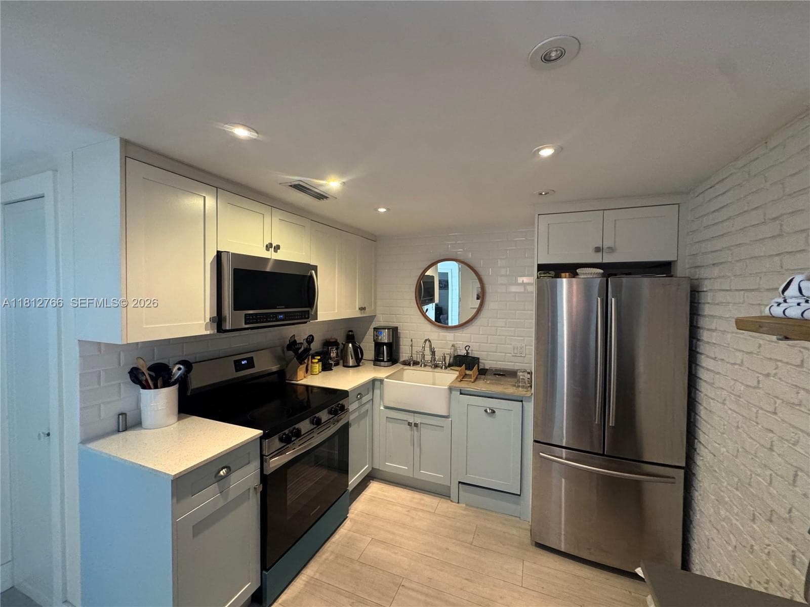 A11812766 — Miami Beach — 6