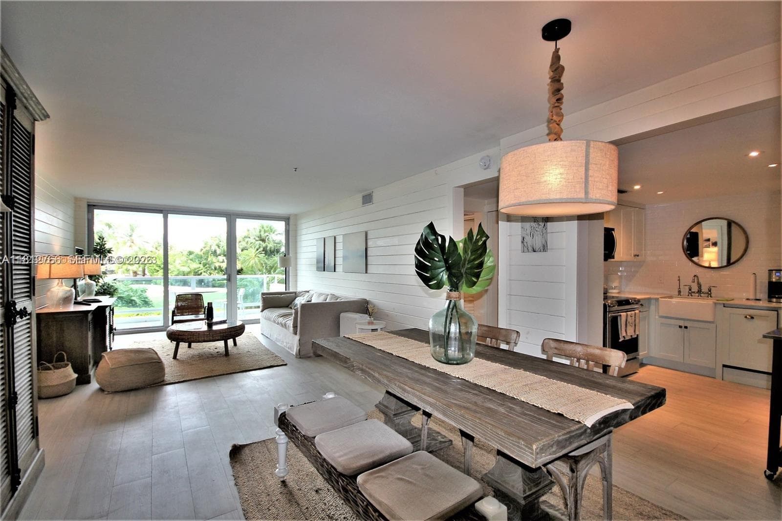 A11812766 — Miami Beach — 4