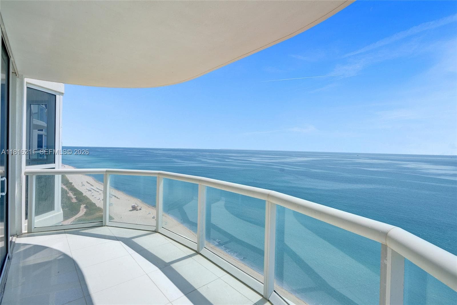 A11816211 — Miami Beach — 25