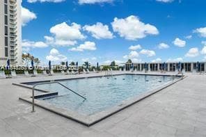 A11818768 — Miami Beach — 23