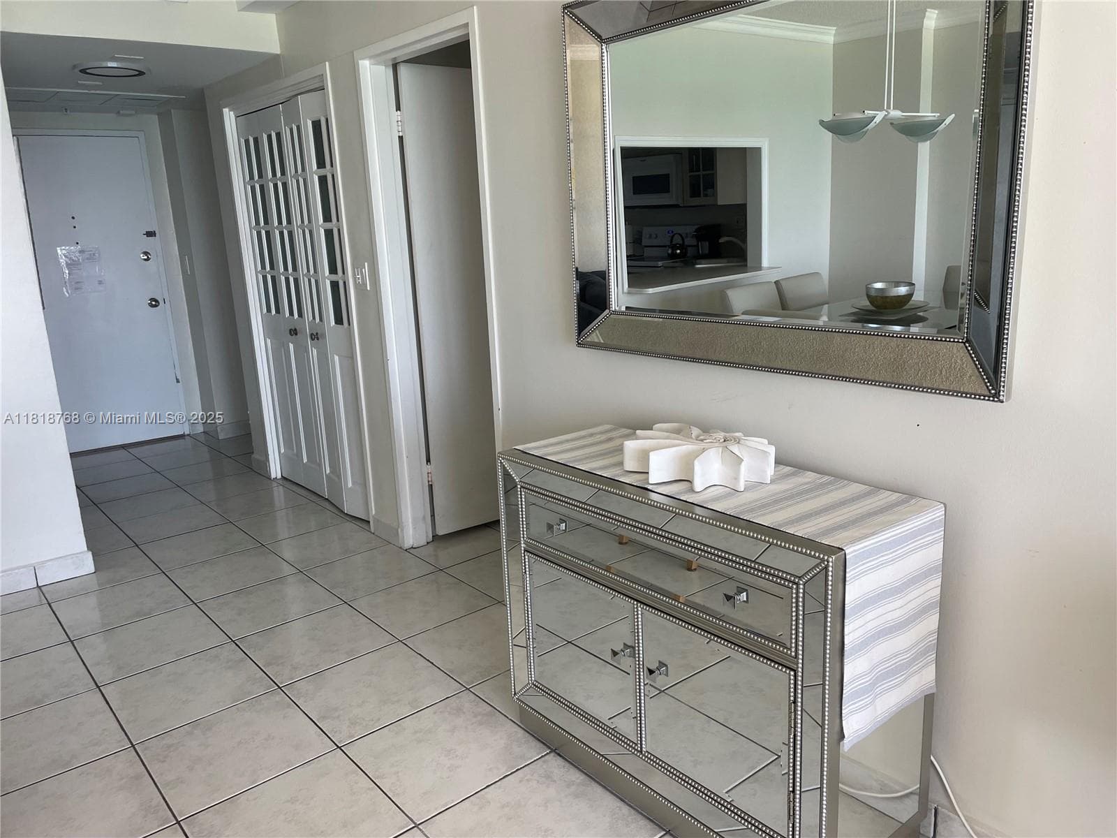 A11818768 — Miami Beach — 5