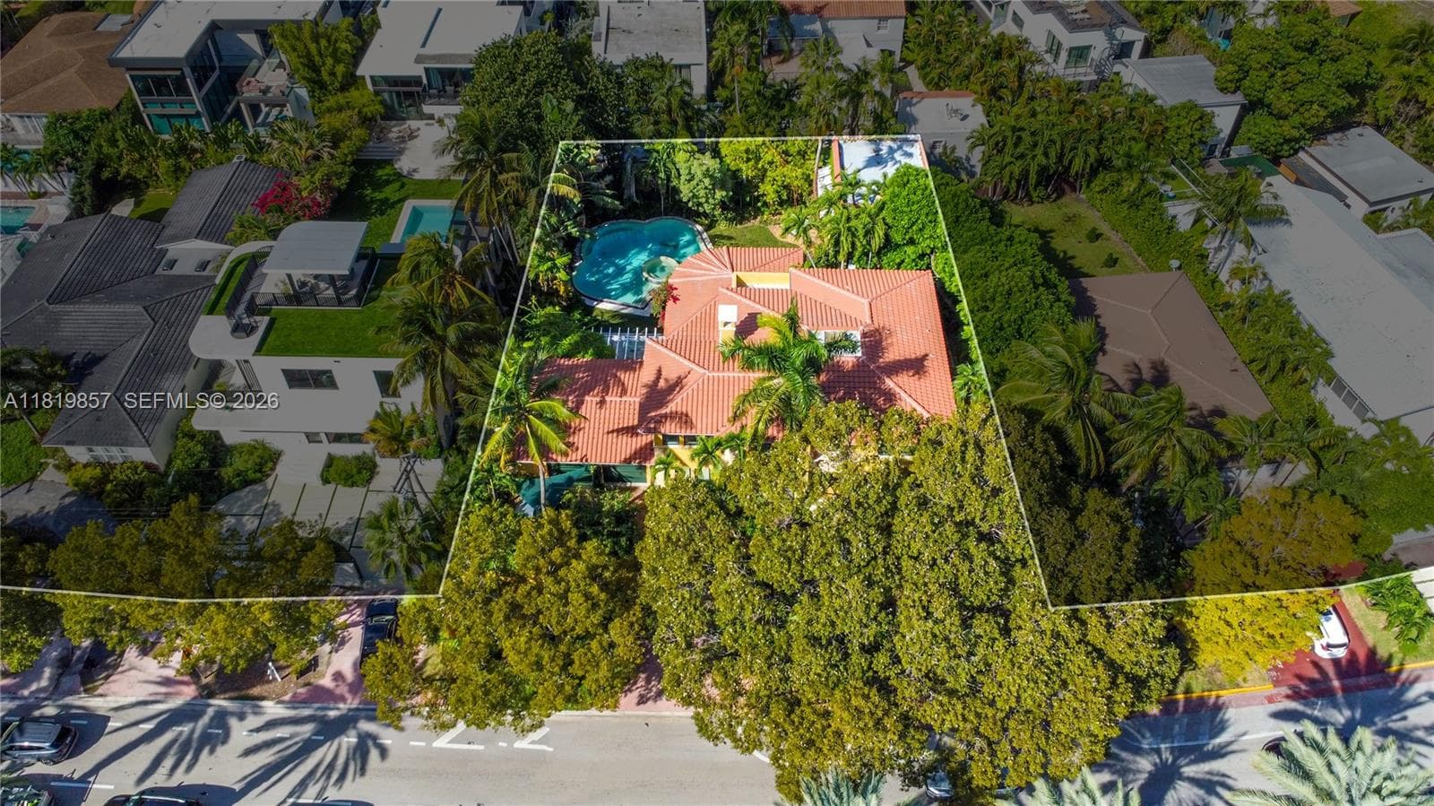 A11819857 — Miami Beach — 3