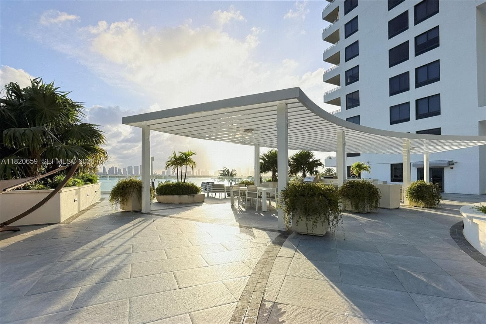 A11820659 — Miami Beach — 77