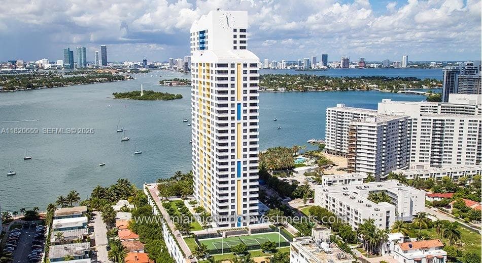 A11820659 — Miami Beach — 37