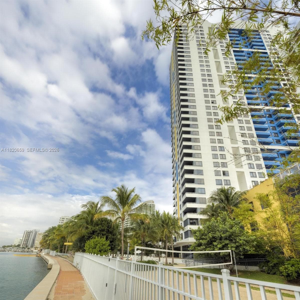 A11820659 — Miami Beach — 39
