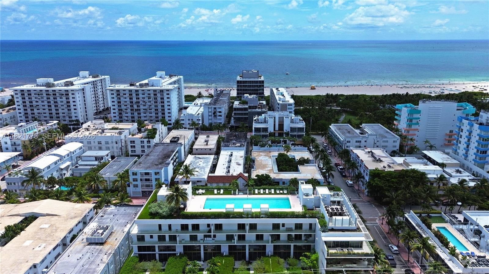 A11821778 — Miami Beach — 16