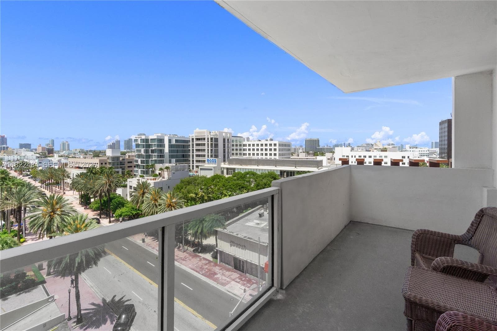 A11822484 — Miami Beach — 16