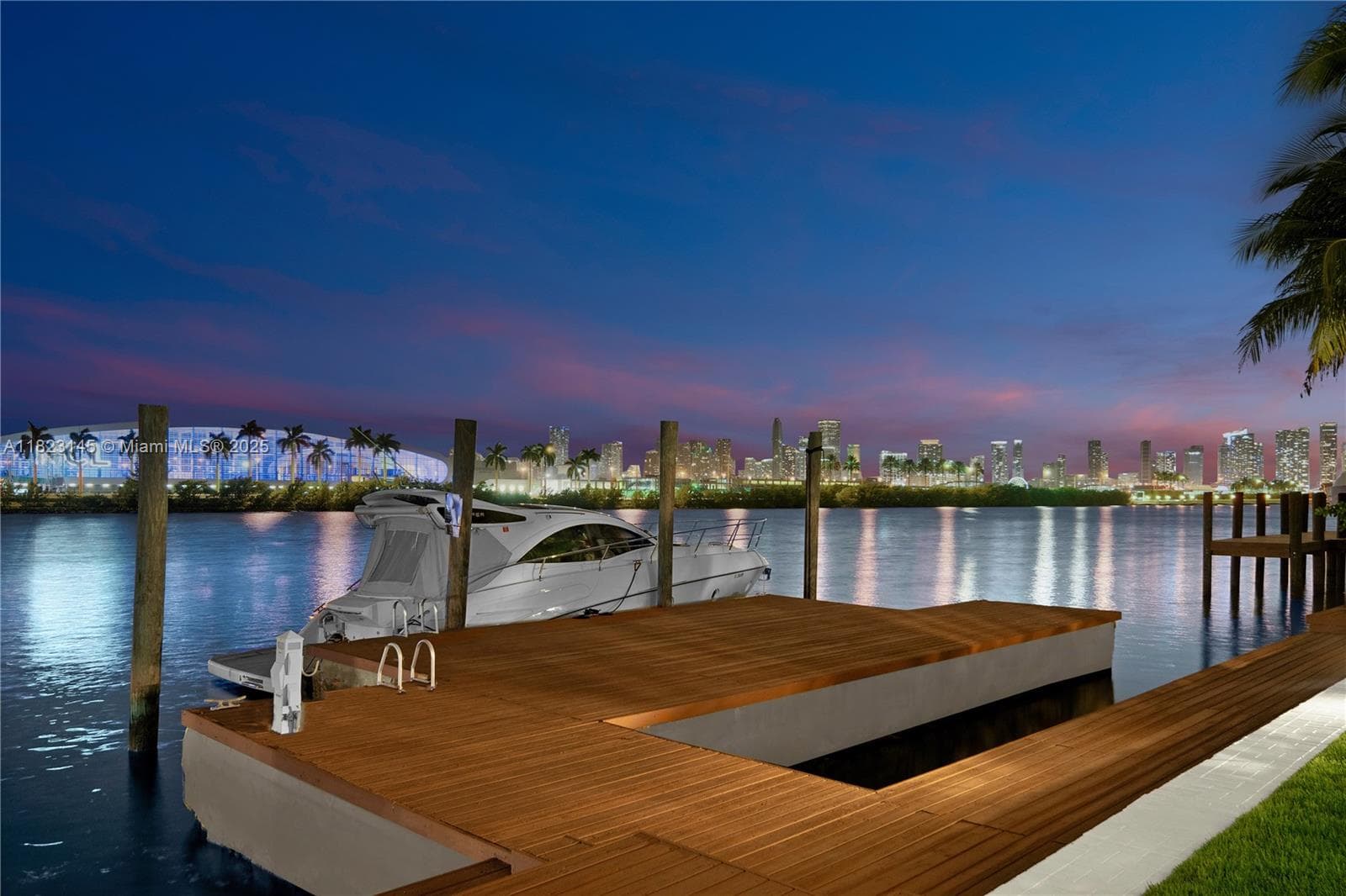 A11823145 — Miami Beach — 10