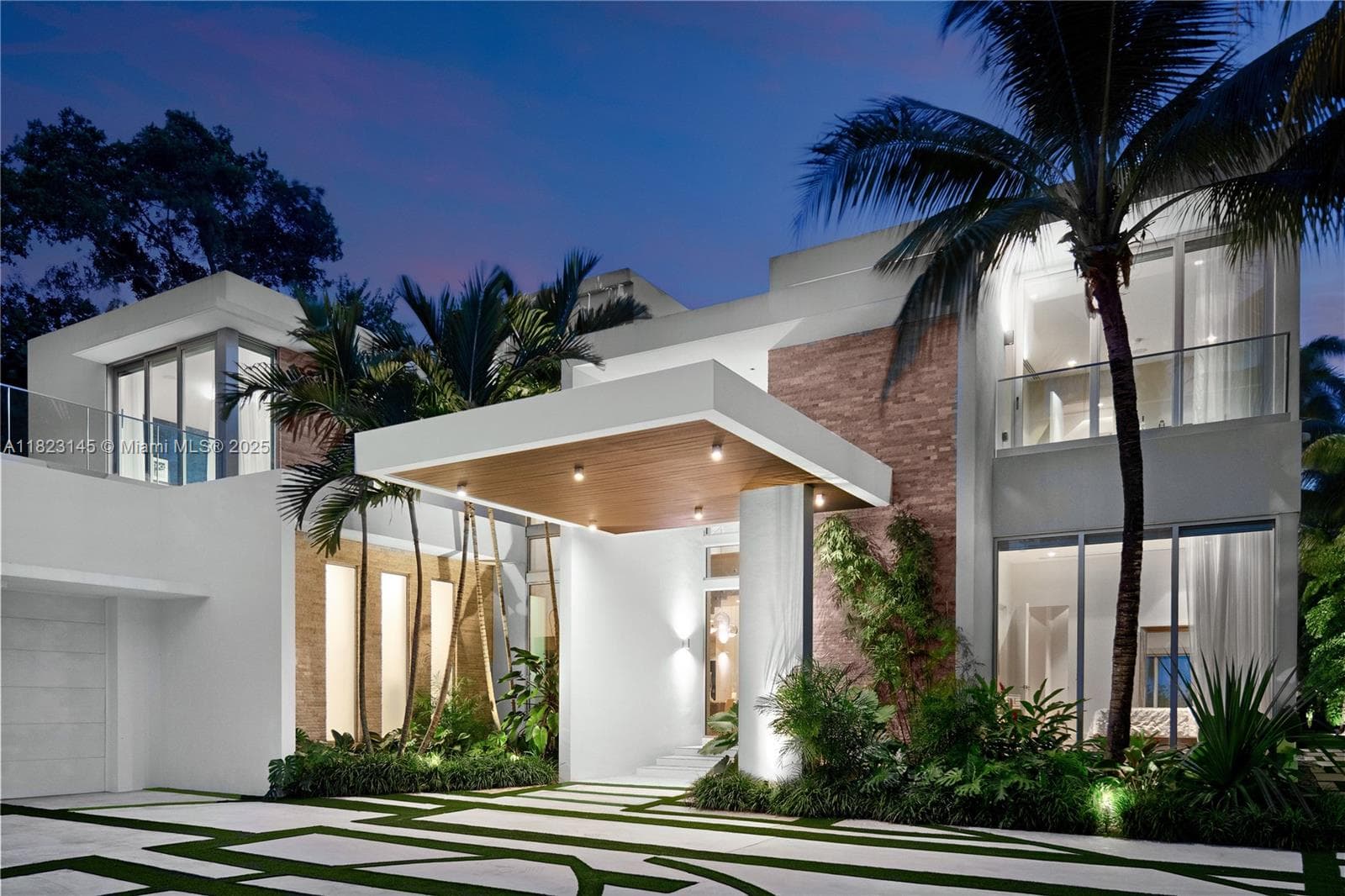 A11823145 — Miami Beach — 4