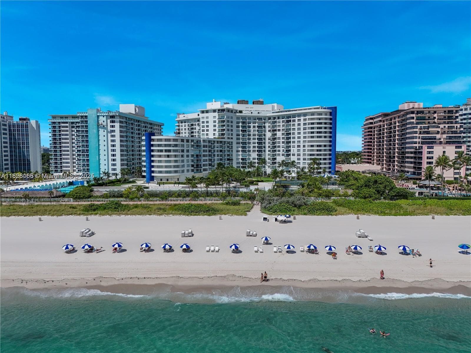 A11826165 — Miami Beach — 24