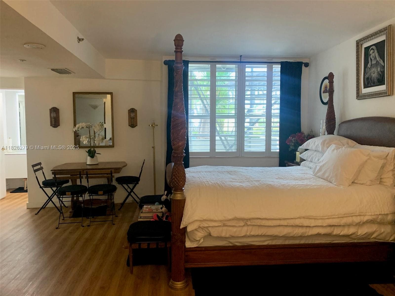 A11826279 — Miami Beach — 3