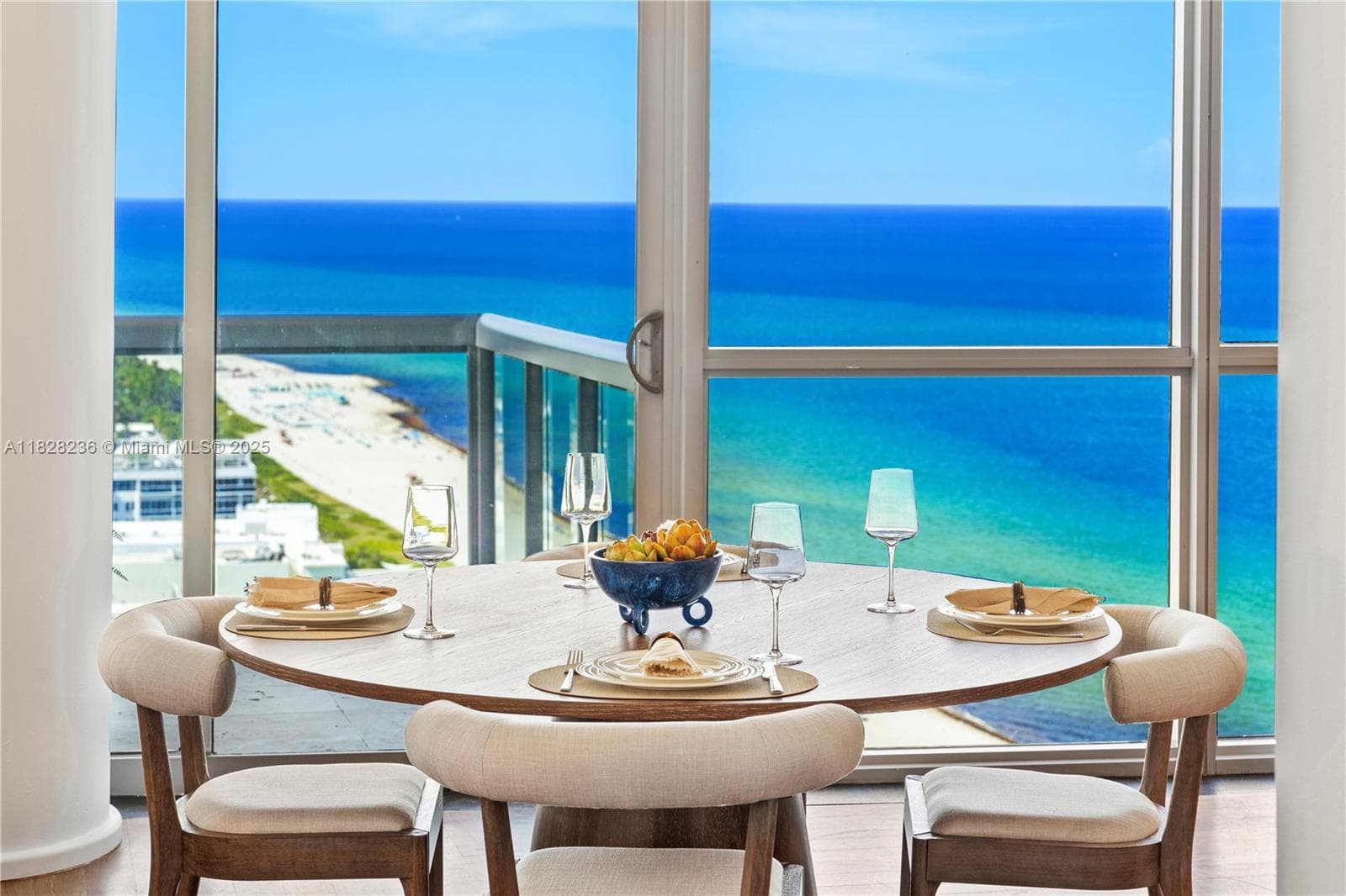 A11828236 — Miami Beach — 4