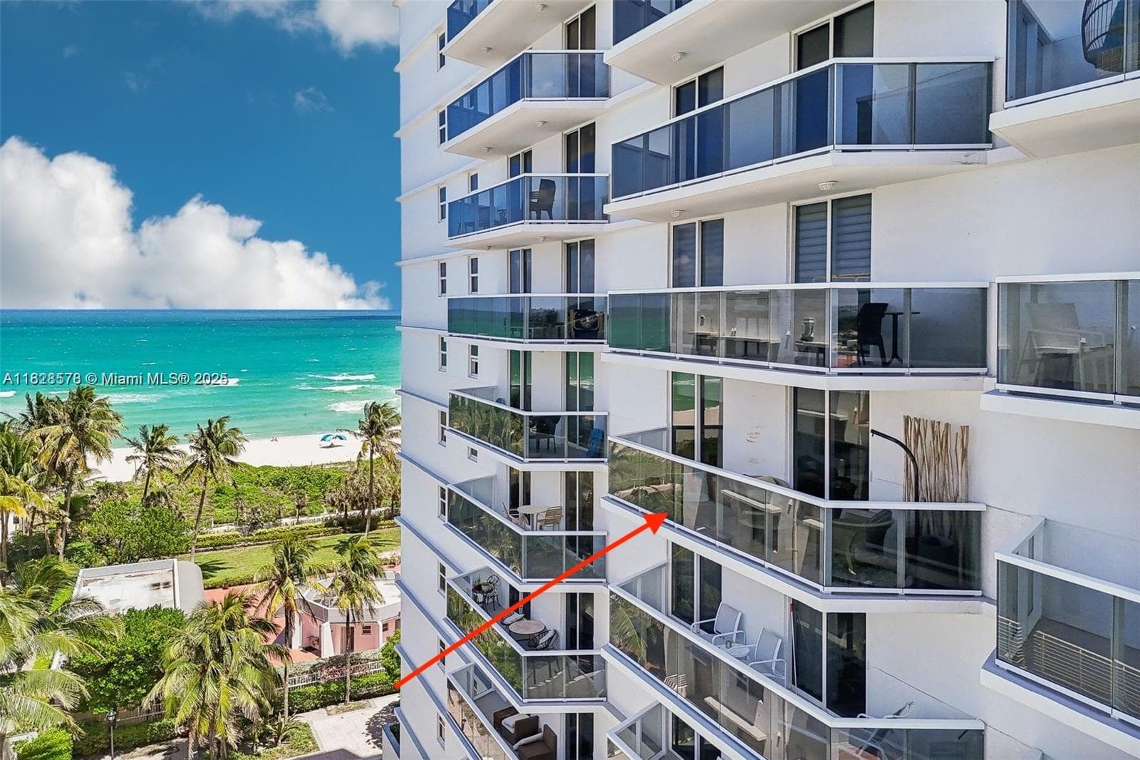 A11828578 — Miami Beach — 2