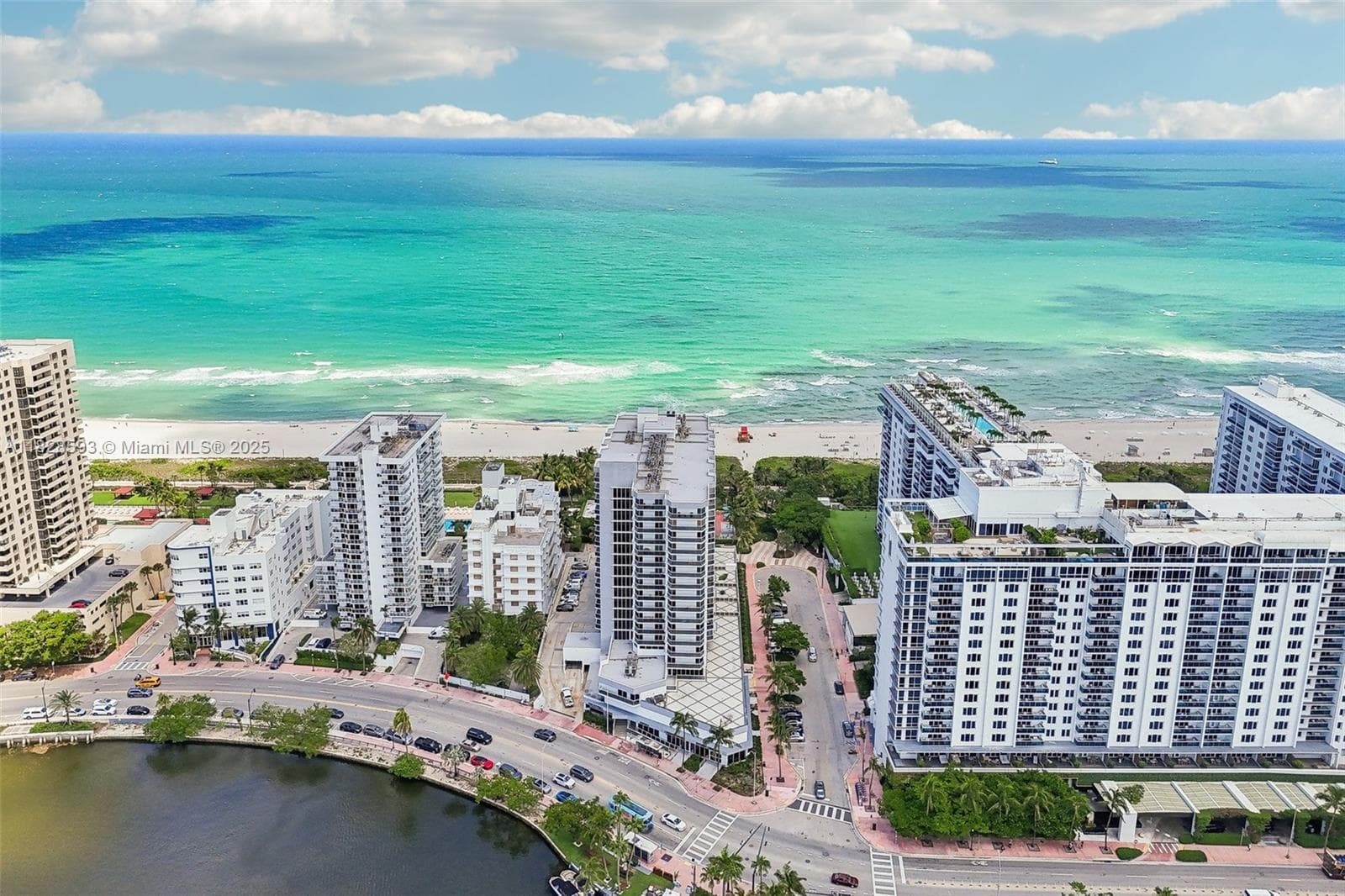 A11828593 — Miami Beach