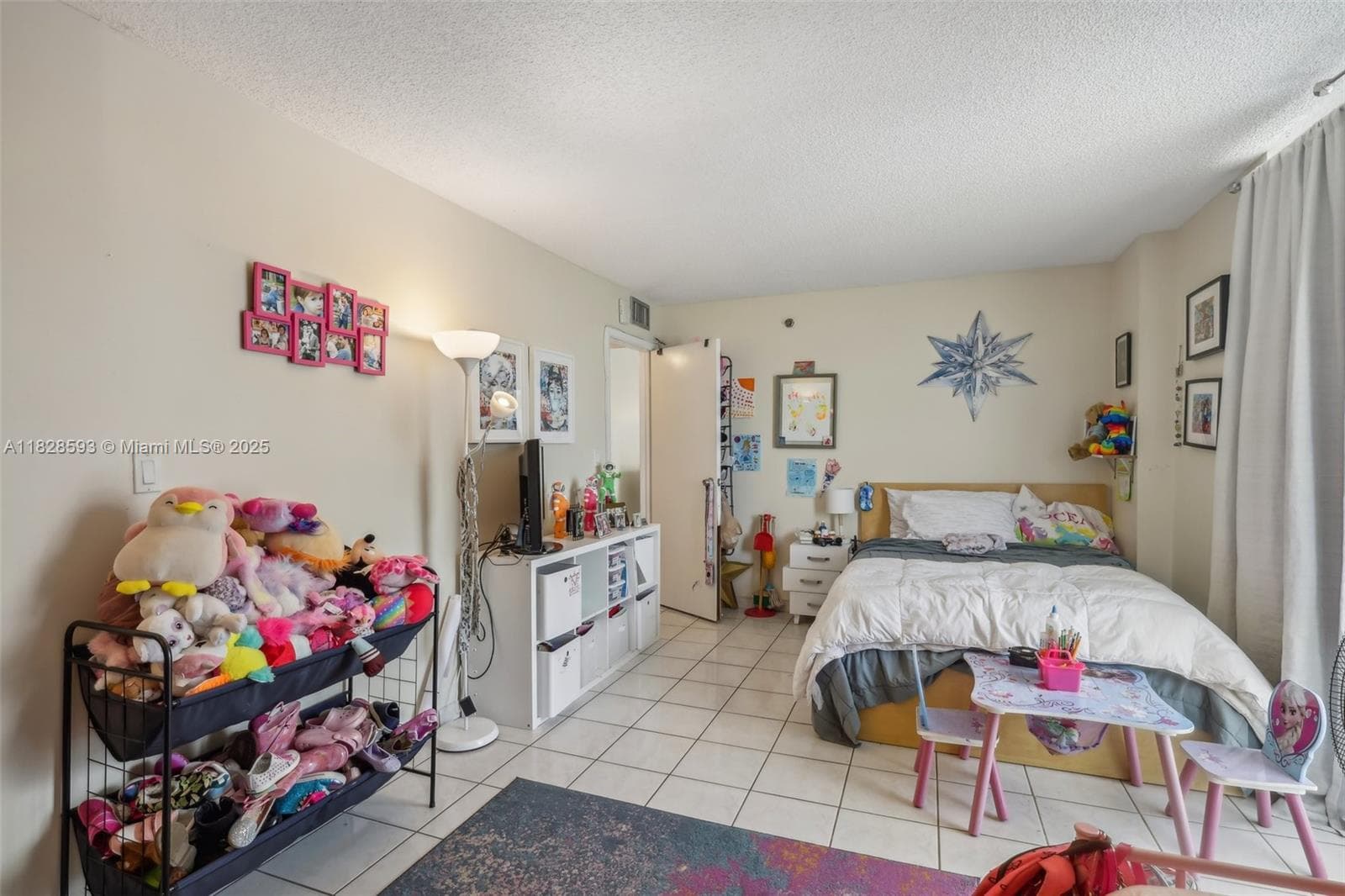 A11828593 — Miami Beach — 11
