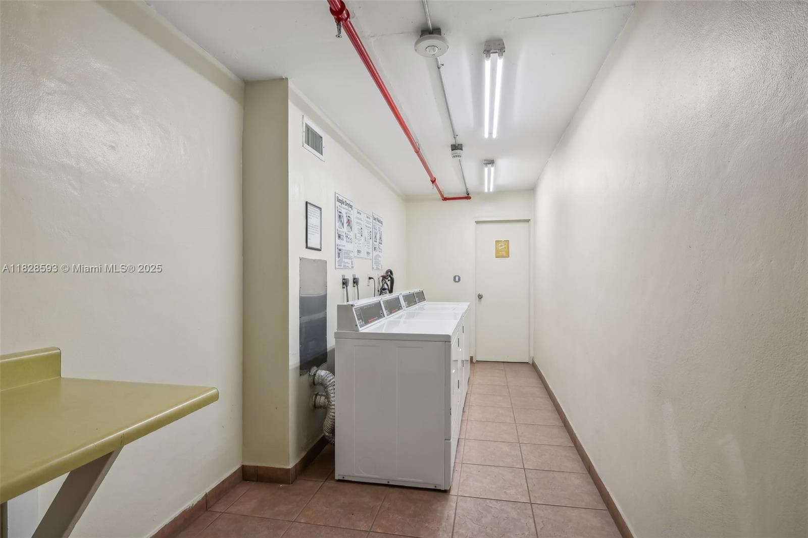 A11828593 — Miami Beach — 19