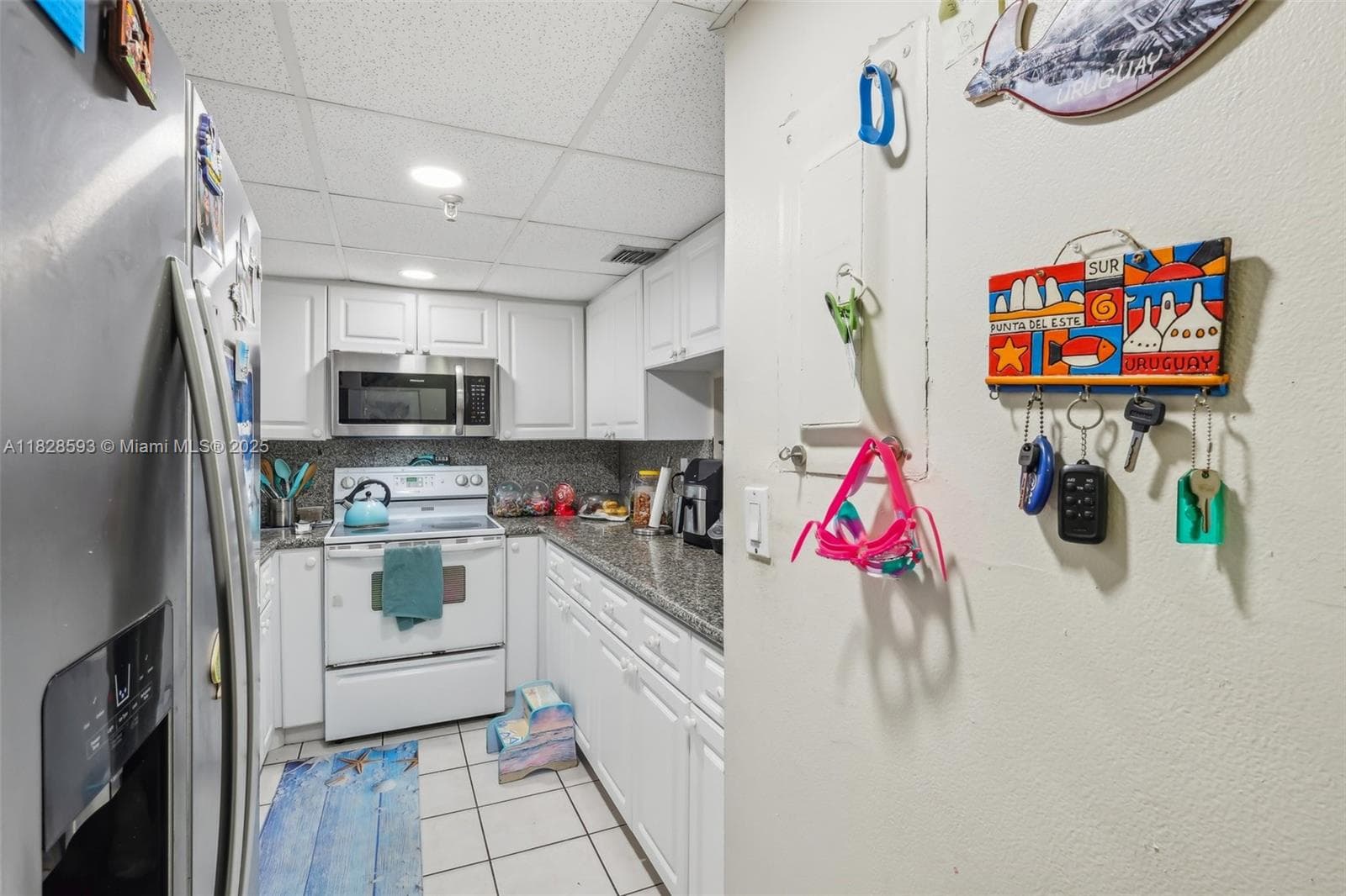 A11828593 — Miami Beach — 8