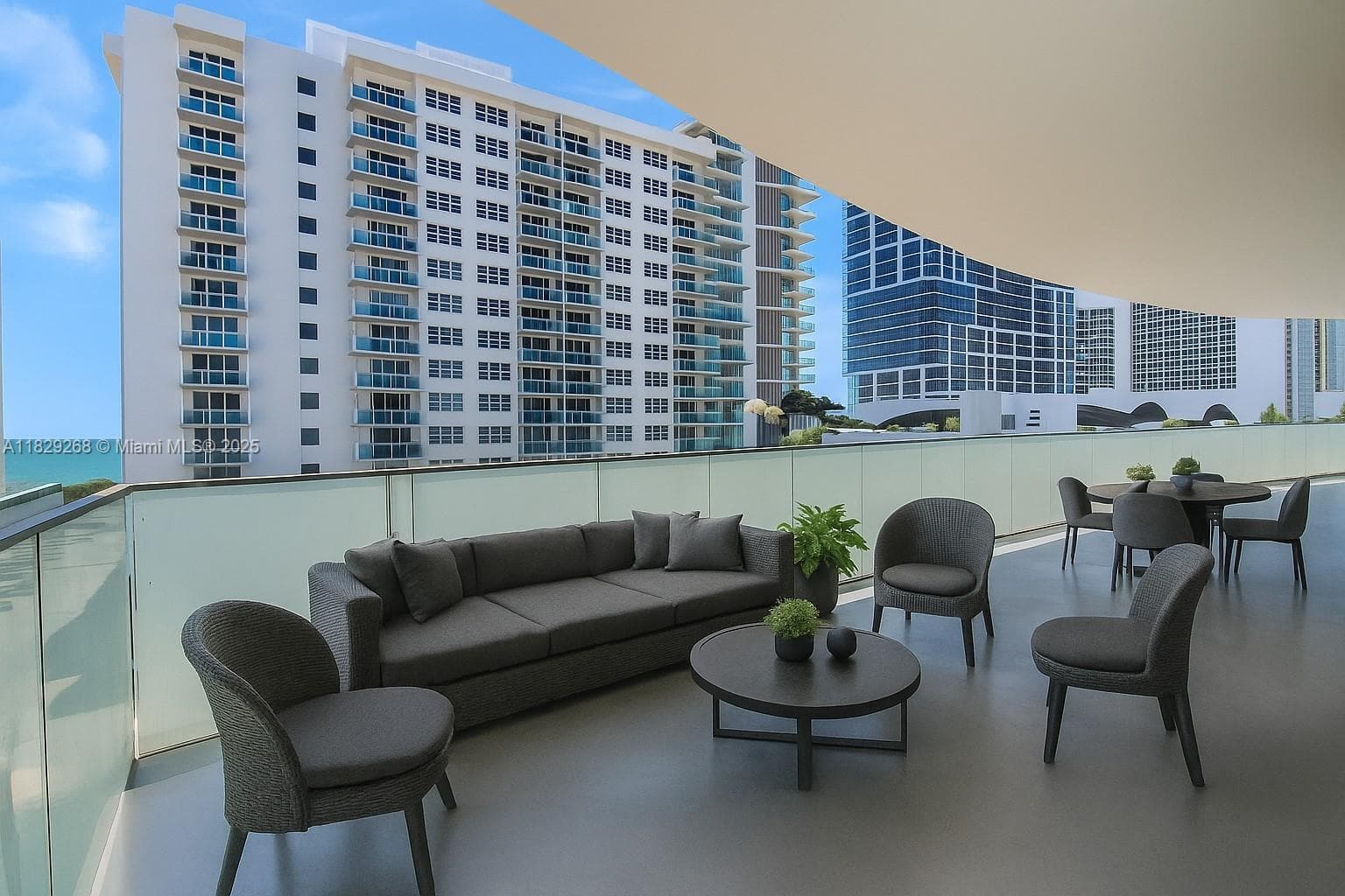 A11829268 — Miami Beach — 3