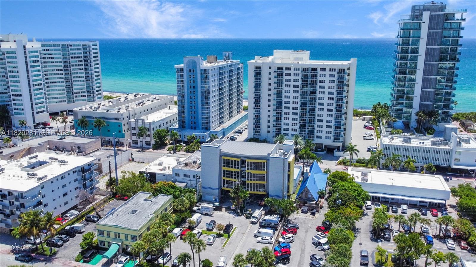 A11829281 — Miami Beach — 17