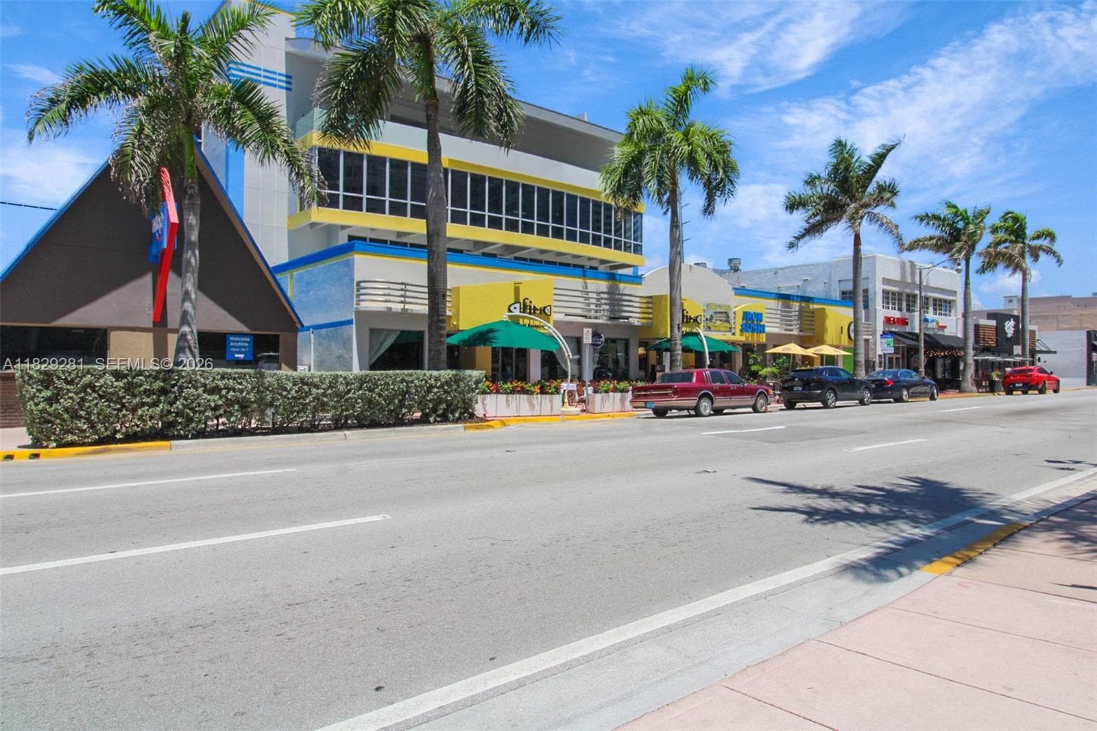 A11829281 — Miami Beach — 12