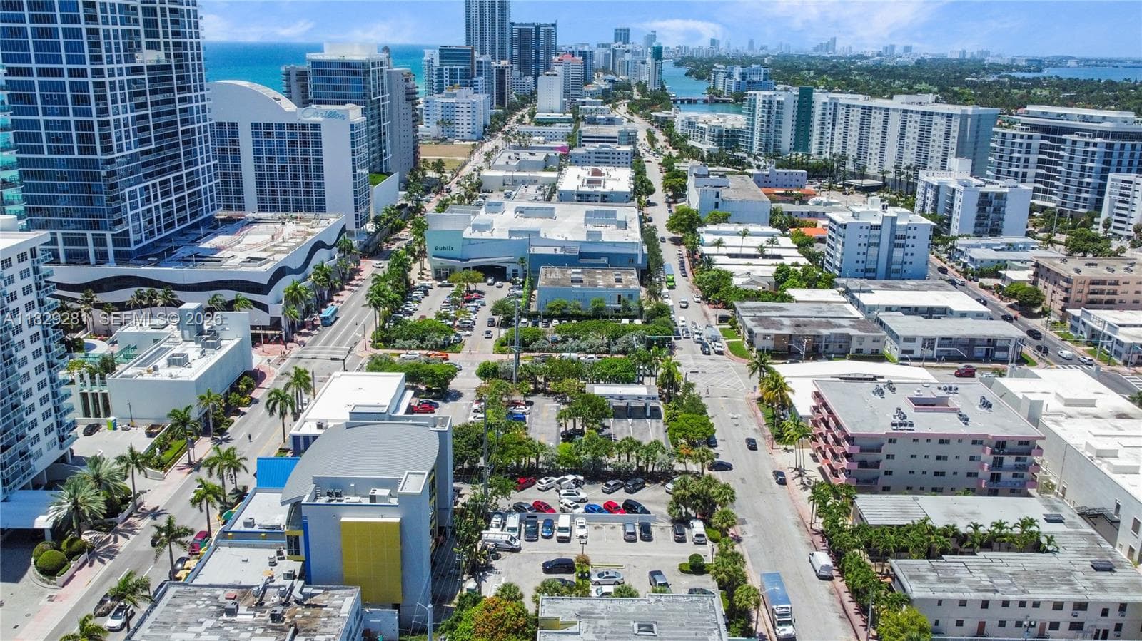 A11829281 — Miami Beach — 18