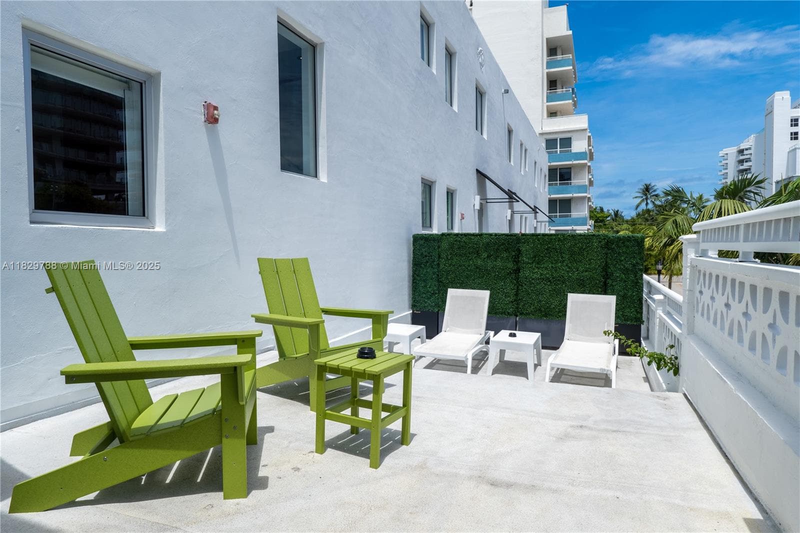 A11829788 — Miami Beach — 39