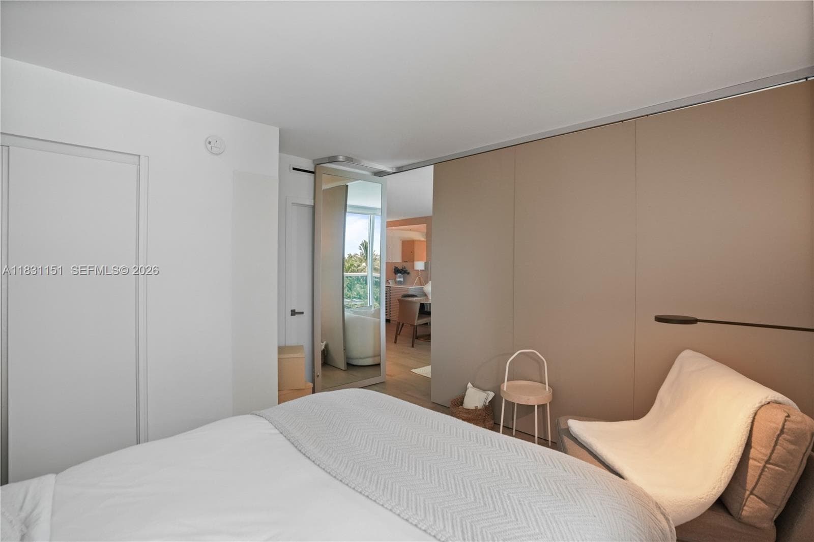 A11831151 — Miami Beach — 6
